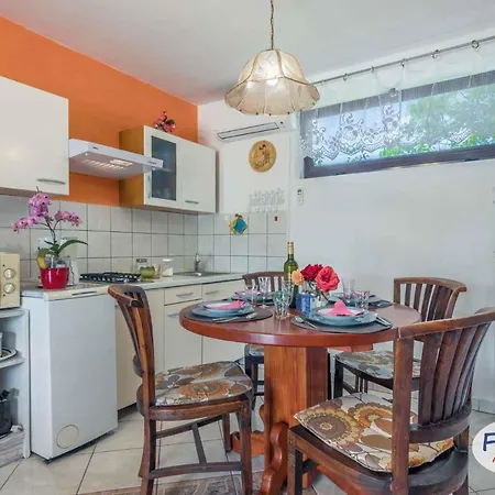 Apartament In - Istrien 38416 Pula